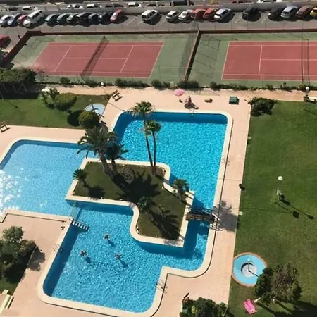 아파트 Levante Gemelos 8 *